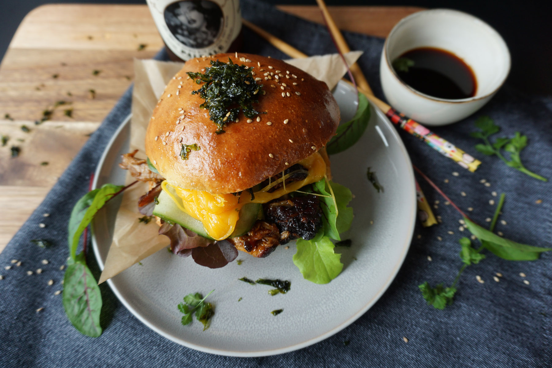 Read more about the article Miso Pulled Pork Burger